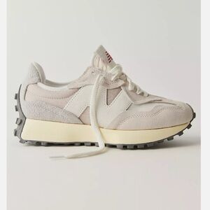 New Balance 327 Sneakers Shoes Sea Salt Rain Cloud Gray White Suede